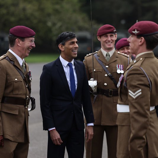 Conservatives tweet media