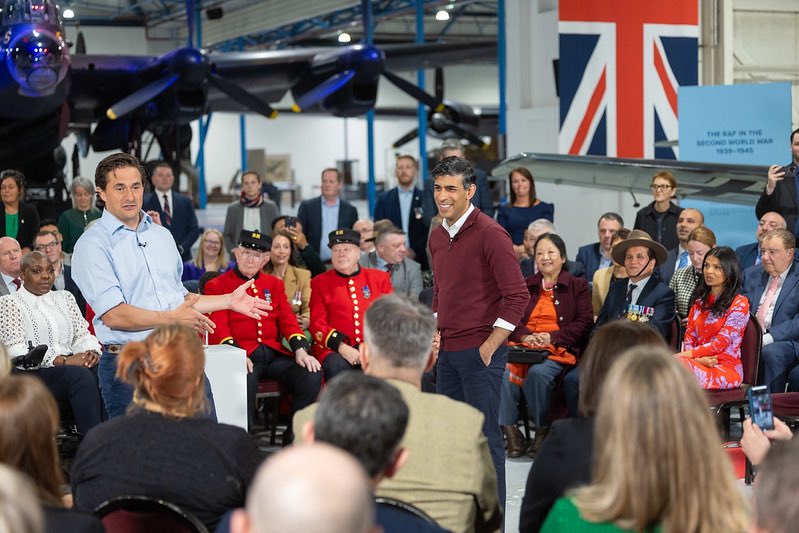 Conservatives tweet media