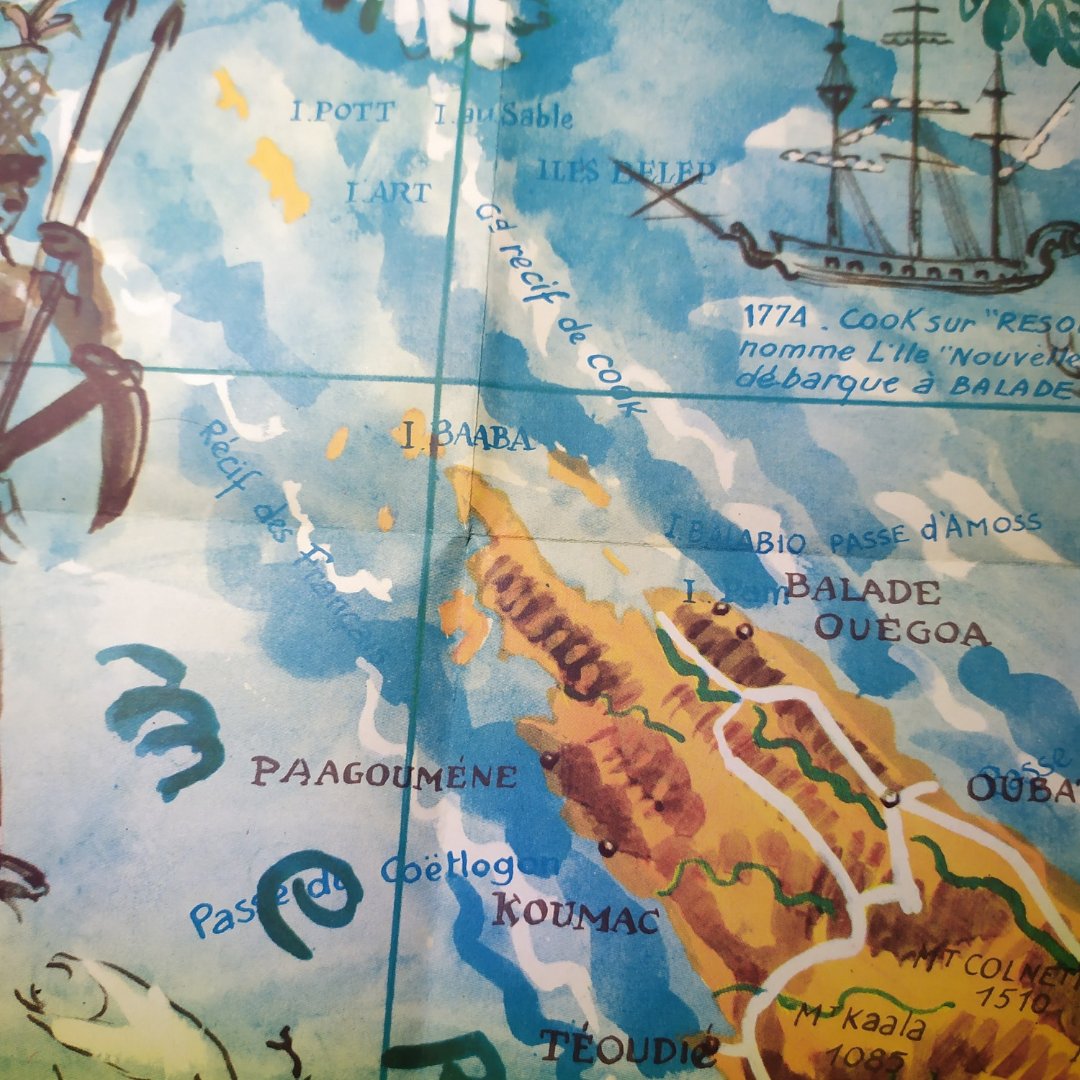 mapmapnmap's tweet image. Discover this superb colorful map of New Caledonia 🌴✨, created in 1953 in Paris by Monique Cras, famous French painter and creator of tourist posters. Her work, rich in historical and cultural detail, perfectly captures the spirit of this exotic Southwest Pacific destination!