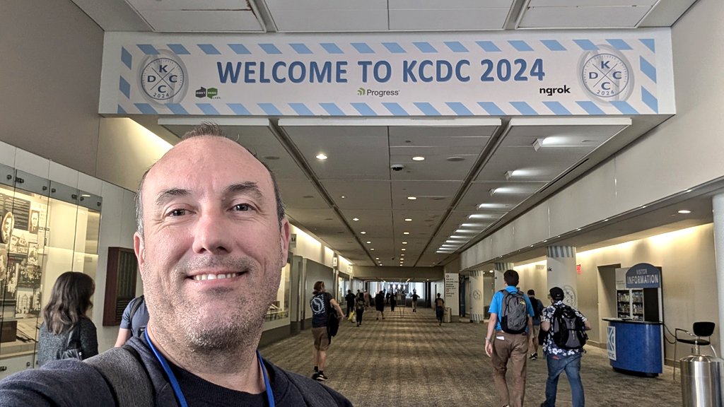 vilojona's tweet image. Thanks to all @kc_dc #kcdc2024 organisers , volunteers , speakers and attendees for the great experience.

(Nice to know that the KC tram is made by a Spanish company #CAF )

Safe travels to everyone 😊