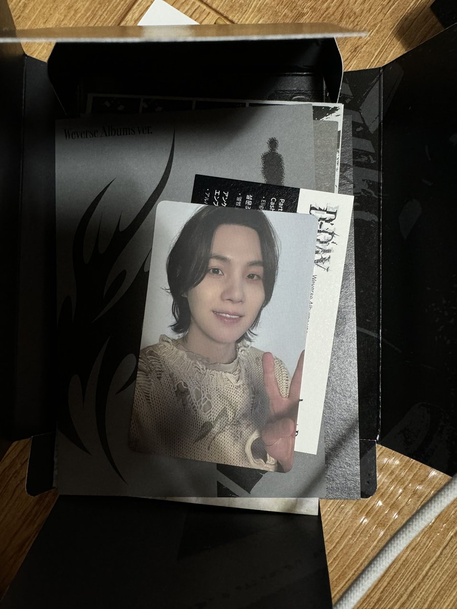 paypaypayerrp's tweet photo. 방탄 포카 앨범 판매합니다
bts poca sell
Rm v 정국 jungkook 슈가 sugar jin jhope
뷔 진 제이홉 
1- 0.5
2-0.5
3-0.5
4-0.2 https://t.co/gUJq2Njfia