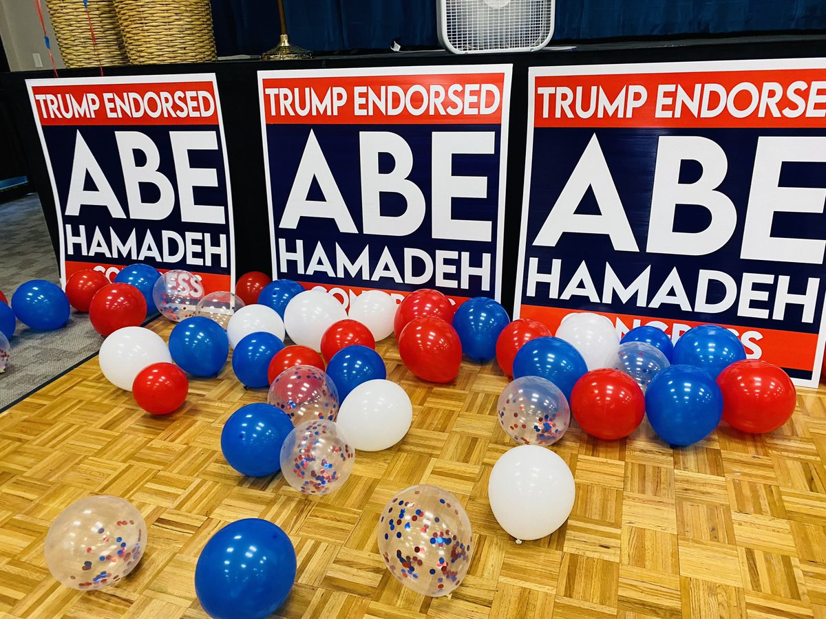 Lori Bango tweet media