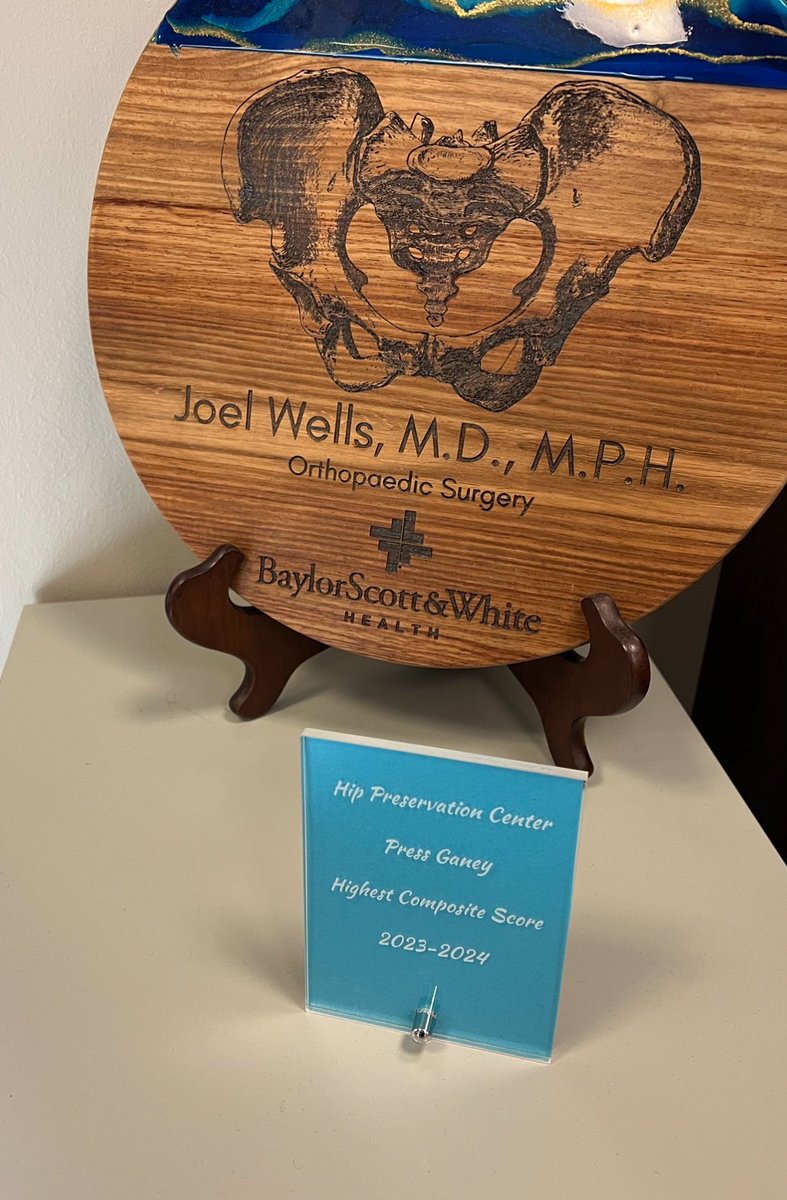 joelwellsmd's tweet photo. I want to give a sincere thank you to all of our amazing patients, it is a true blessing to be a part of your care. There is no greater privilege. #teamhip #pressganey https://t.co/odY02saDS5
