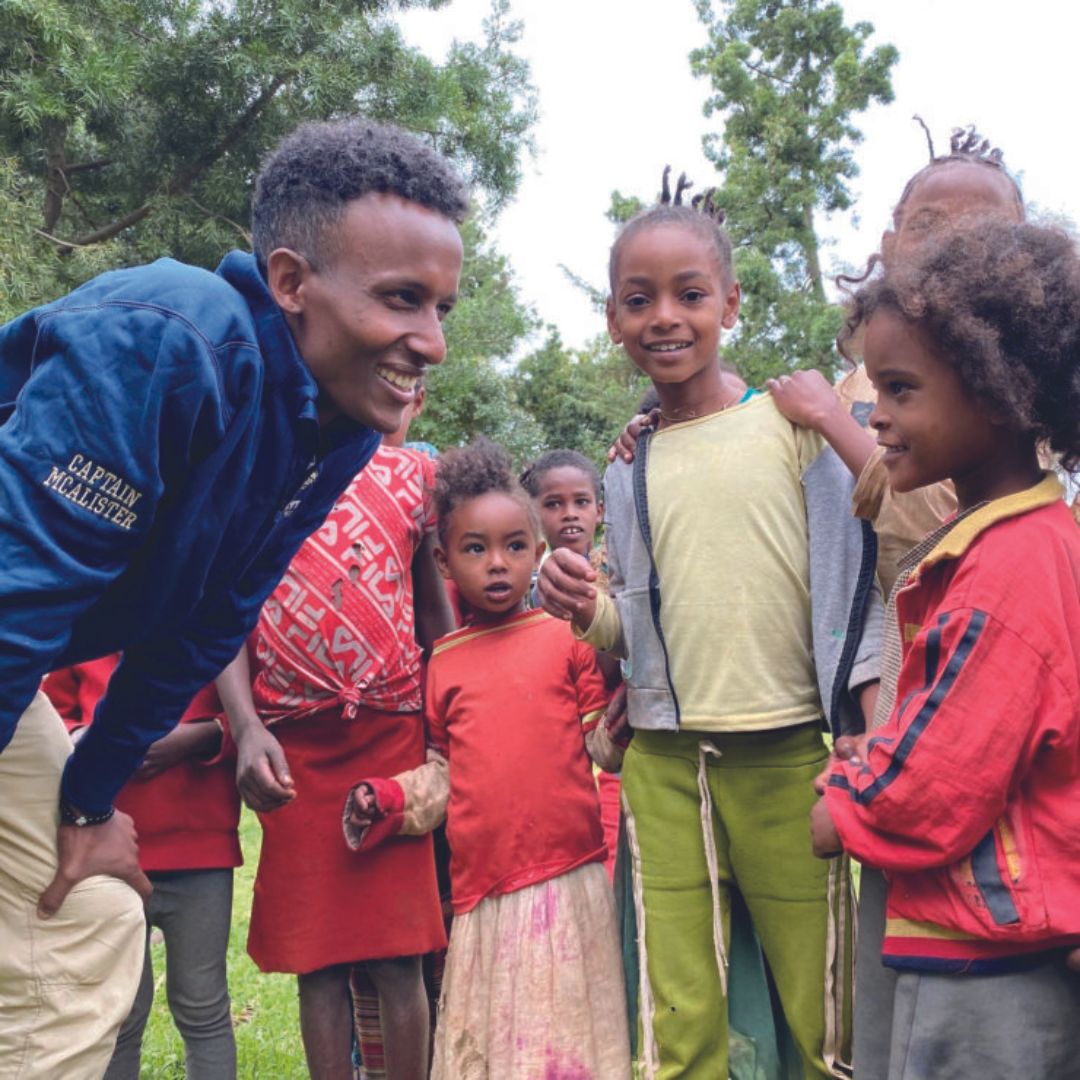 Founded by Weyessa "Ace" McAlister '20, H2OPE started at Trinity in 2018 to bring safe drinking water to rural Ethiopian communities. Now a 501(c)(3) nonprofit, it has provided clean water to over 1,200 people. Learn more: bit.ly/45LQpU0
#BantamProud #TogetherWeTrin💙💛