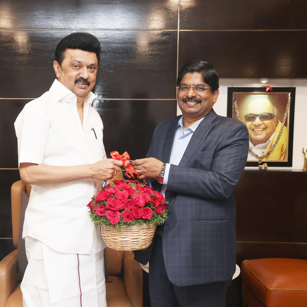 P. Wilson -தமிழ்நாட்டை தலைகுனிய விட மாட்டேன் tweet media