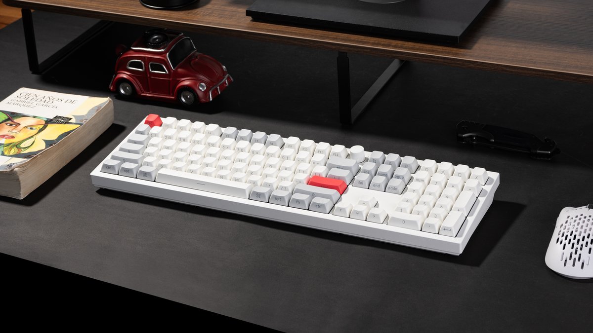 KeychronMK's tweet photo. Light it up and be amazed! 💡 Take a close look at the new colorway of the Q6 Max keyboard! Now available in a captivating white, grey, and red mix with side-printed shine-through keycaps. Could it be your new favorite? ✨⌨️
#Keychron #sideprintedkeycaps #mechanicalkeyboard https://t.co/F6NumVp4OI