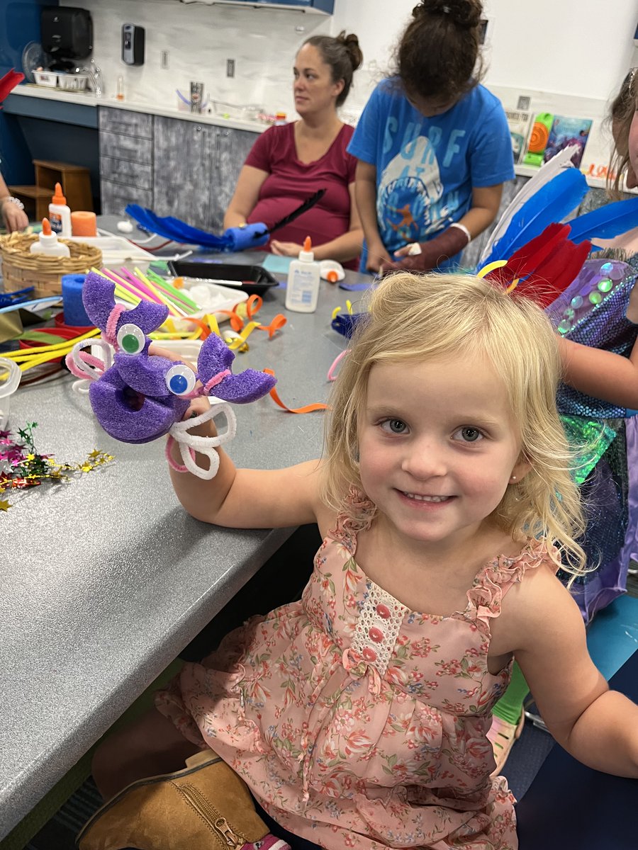cobblibrary's tweet image. Our library adventures at #SwitzerLibrary took us under the sea! We discovered all kinds of fabulous creatures 🐙🐳🐠🐬 With the help of some of our books, you can discover your own sea creatures!

#UnderTheSea #SeaCreatures #CobbLibrary