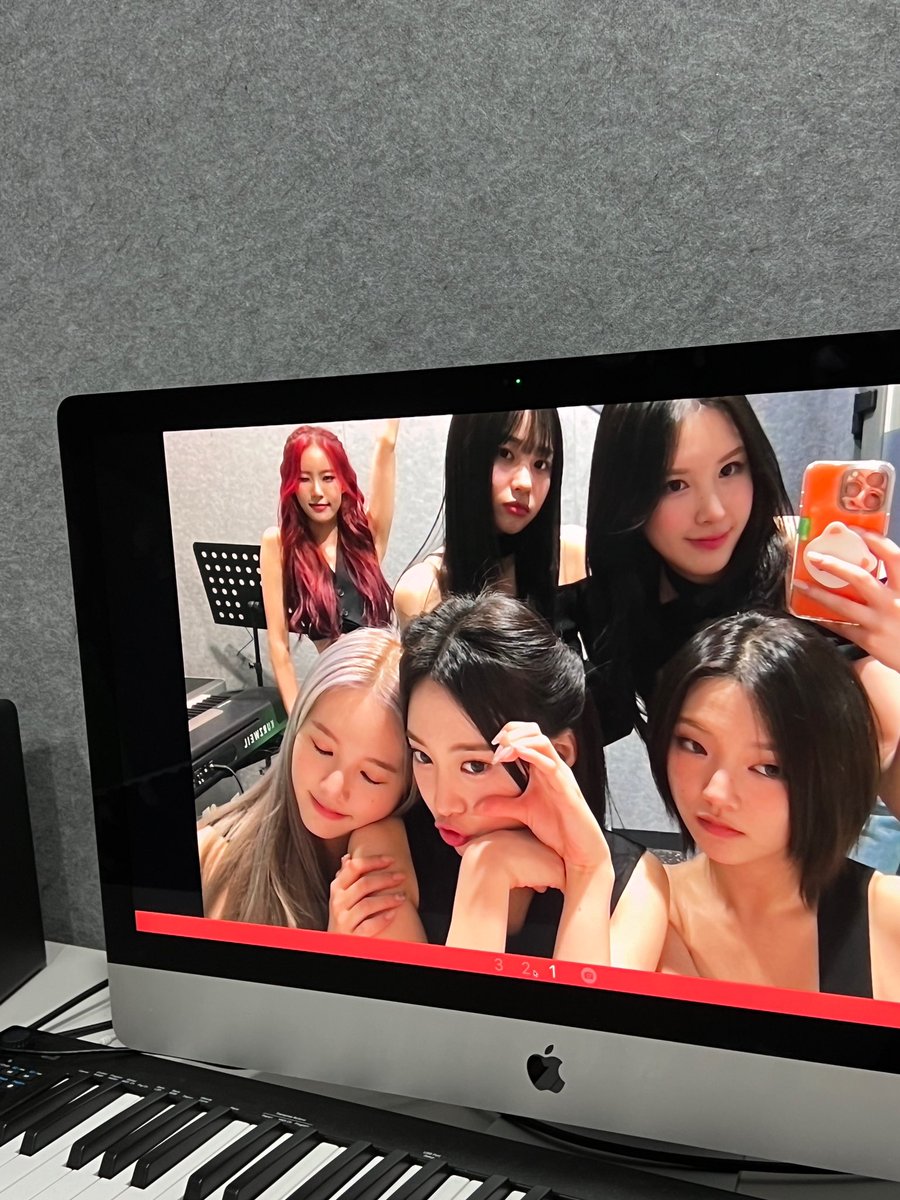 별 💗 tweet media