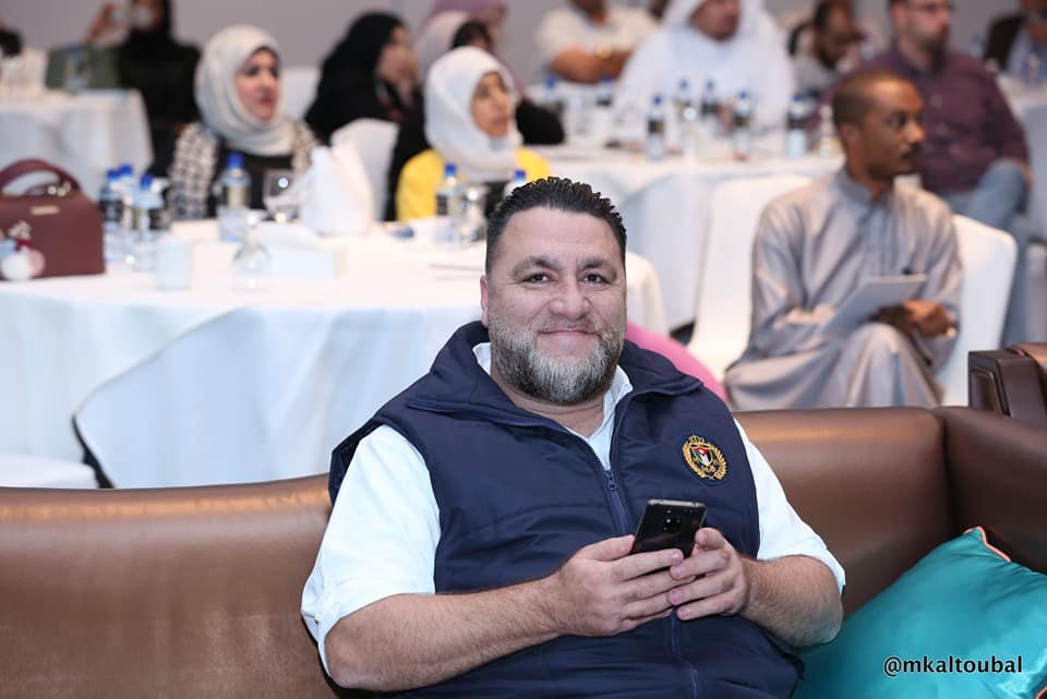 أنت لا تحتاج إلى التحفيز  
بقدر ما تحتاج إلى تعلم الانضباط

وصدقني عندما أخبرك أنك لا تحتاج إلى المزيد من الوقت  
بل تحتاج إلى القضاء على المشتتات

لا تحتاج إلى قوة الإرادة  
بل تحتاج إلى بناء خطط عمل أفضل

ولا تحتاج إلى التأكد من واقعية أهدافك  
بل تحتاج إلى أشخاص أفضل حولك

لا