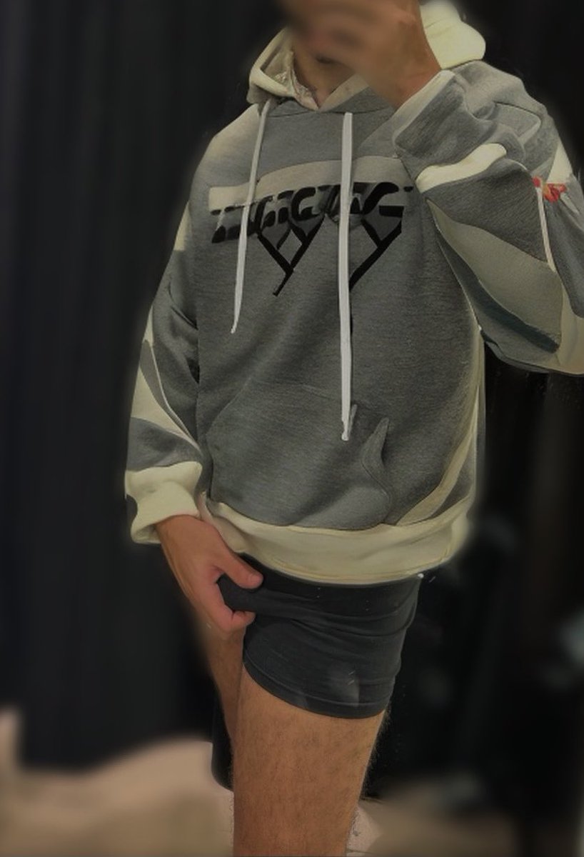 Zacyynox tweet media