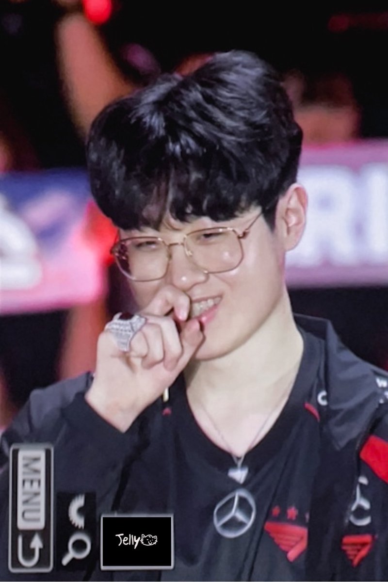 jellyoney's tweet photo. 240629 
T1 HOME GROUND pre
#ZEUS #제우스 #최우제 https://t.co/dTtLY3PJis