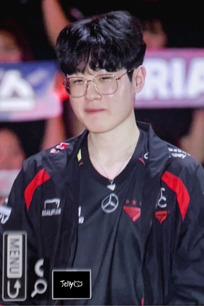 jellyoney's tweet photo. 240629 
T1 HOME GROUND pre
#ZEUS #제우스 #최우제 https://t.co/dTtLY3PJis