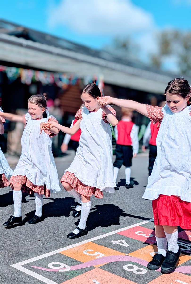 Ysgol Gymraeg Pwll Coch tweet media
