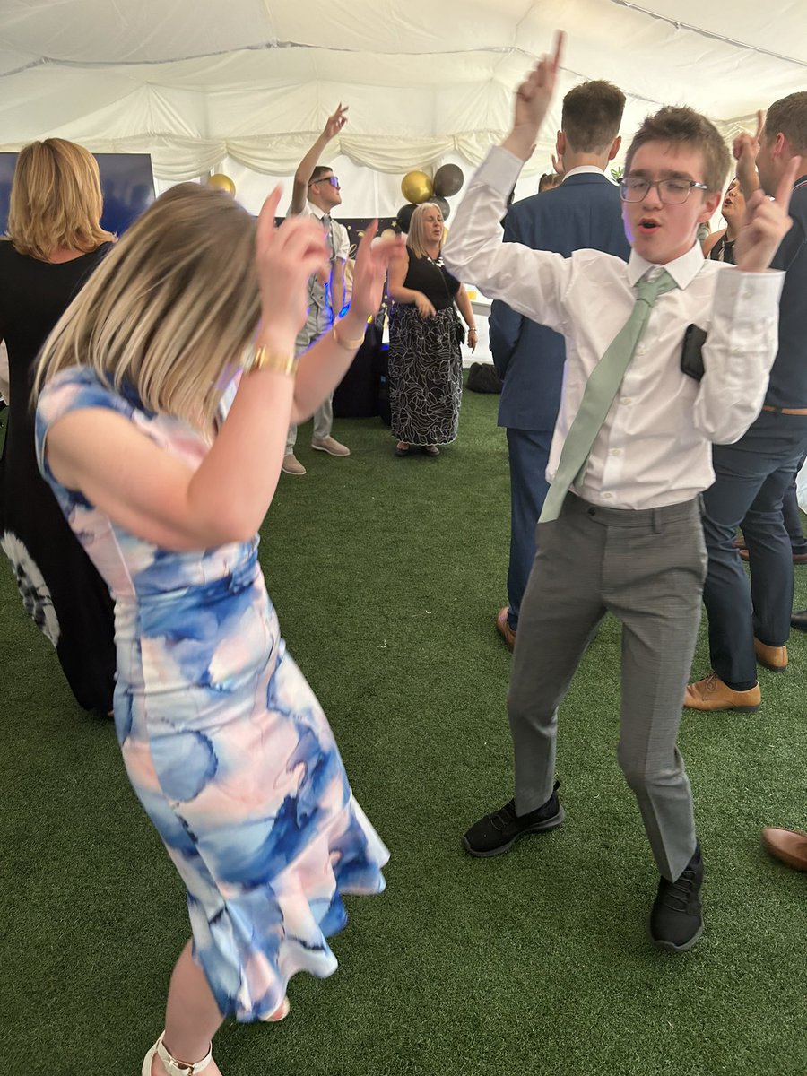 abbeysU7's tweet photo. More memories #Prom2024 🎉🥳 https://t.co/azzurPymVL