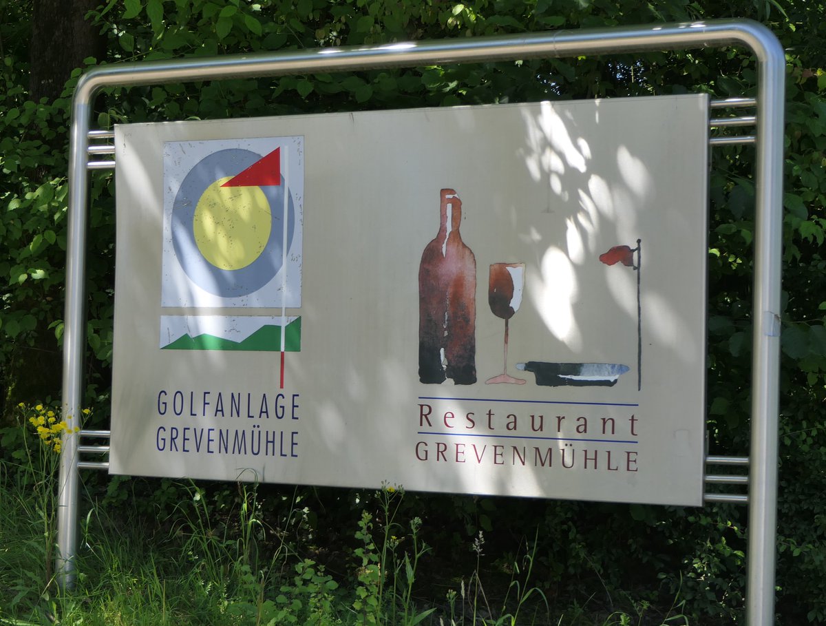Added to the #golf course information about layout and facilities, within the website #golfbaanhandboek.nl, are 2 German #golf courses: <a href="/Golf/">Golf</a>-Kosaido and <a href="/Golf/">Golf</a> Club-Grevenmühle. This brings the number of German golf courses to 27. See: golfbaanhandboek.nl/onderdeel/index