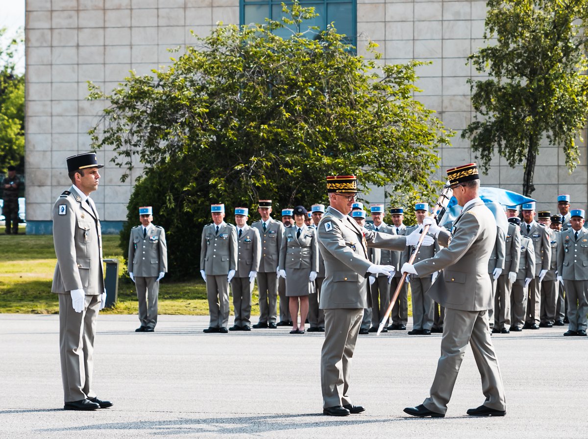 Commandement appui et logistique de théâtre tweet media