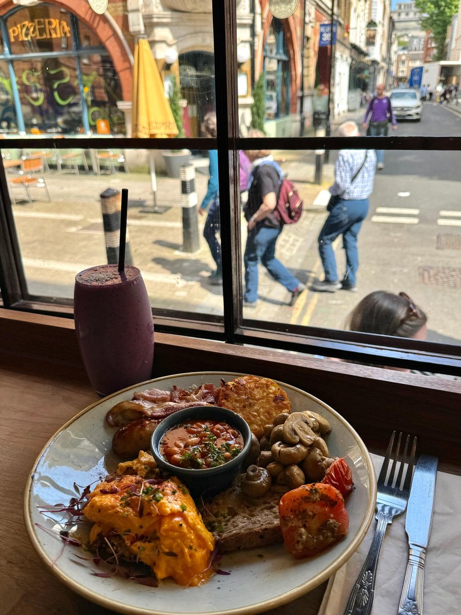 sally35299's tweet photo. Eating breakfast is a nice way of saying thank you to your body. 🍛🍛🍛 https://t.co/zoraWGpf4N