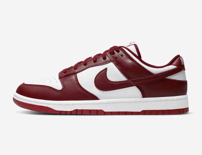 SOLELINKS's tweet photo. Ad: Nike Dunk Low 'Team Red/White' last sizes at $73.58 + FREE shipping, use code FLASH20 => https://t.co/muWKtk4mlK https://t.co/A7nF99wwYA