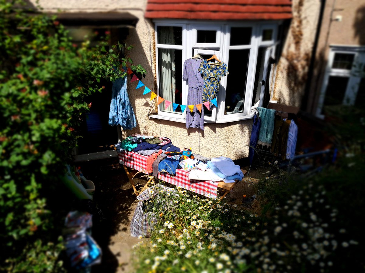 Creat1veCity's tweet photo. Selection of stalls in SE18 #Plumsteadjumbletrail 

Plumstead Jumble Trail is everywhere till 4pm. Check the map

https://t.co/E0PXIo3JrR https://t.co/H1qlf6vX0m