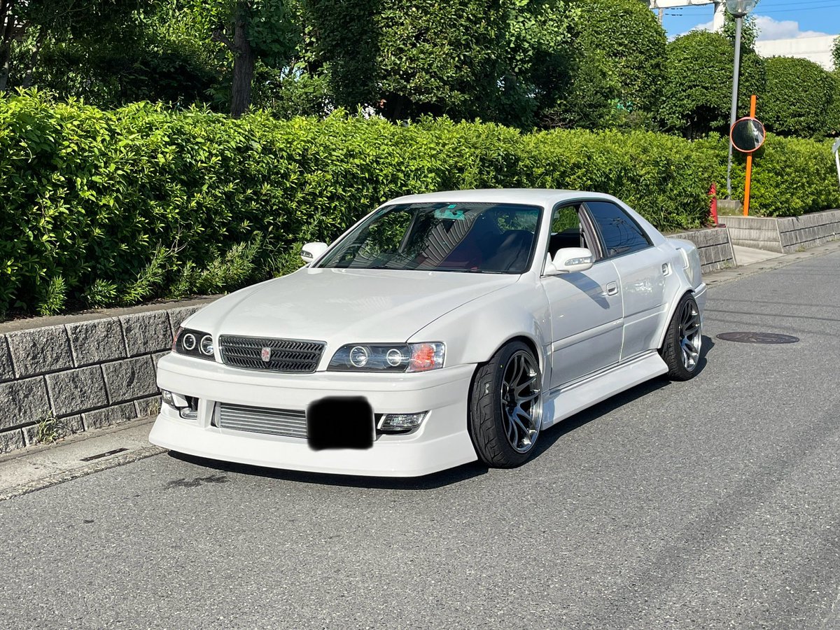 H2__WORKS's tweet photo. 販売納車、預かり納車！
2台とも重作業で時間掛かっちゃいました！
でも笑顔で帰ってくれるのは幸せですね☺️

そして引き上げからのご契約！
探していたアルテッツァも気に入ってもらえて良かったです！
今、在庫として無くても探してる車などあれば出来る限り予算内で探しますよ👍
まずは相談下さい！ https://t.co/ElQBKHQmni