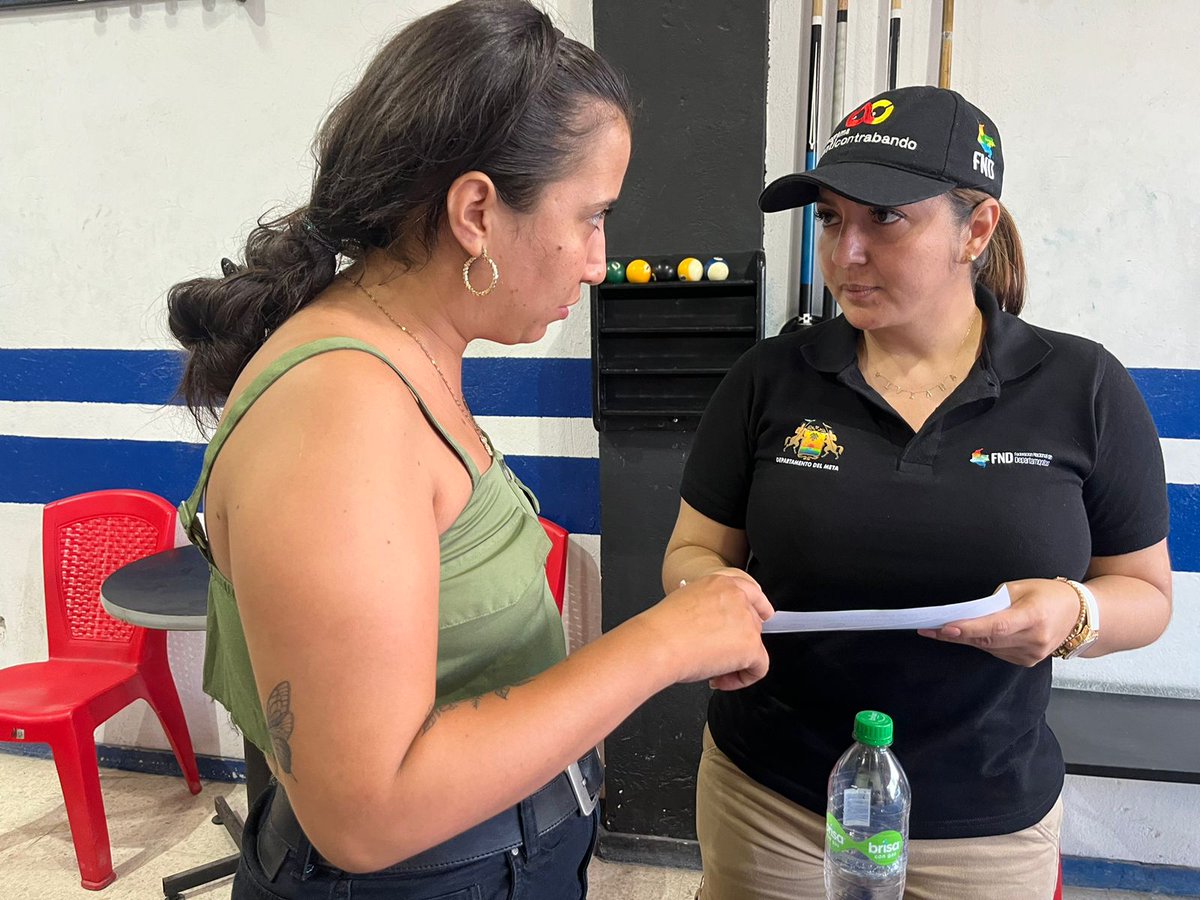 GobMeta's tweet image. En el marco de #Expomalocas2024 el Grupo Anticontrabando de la Sec. de Hacienda y la FND continúa sensibilizando a la comunidad sobre la nueva estampilla de licores del dpto y la comercialización legal de licores🥃 cervezas y cigarrillos🚬 #Todoscontraelcontrabando @FNDCol