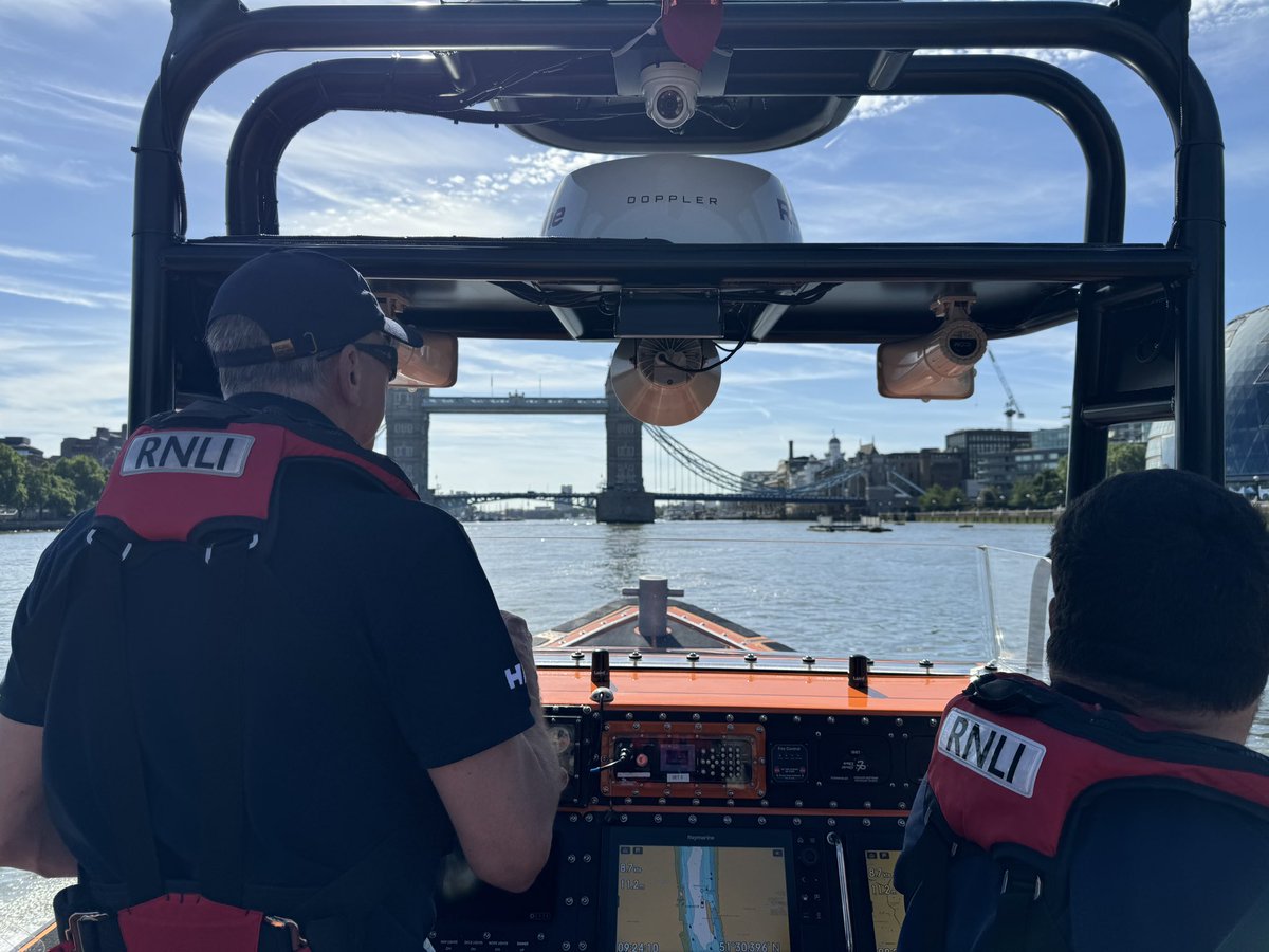 RescueShrek1's tweet photo. A wee day shift @TowerRNLI in the sun for a change of scenery. Great to be on with @chriscotterill1 and Nick H. A morning visit to @GreenwichYC to meet the competitors in the Race for cruisers, which is part of the club's fundraising events to mark the RNLI's 200th Anniversary https://t.co/GFeMCgvfEC