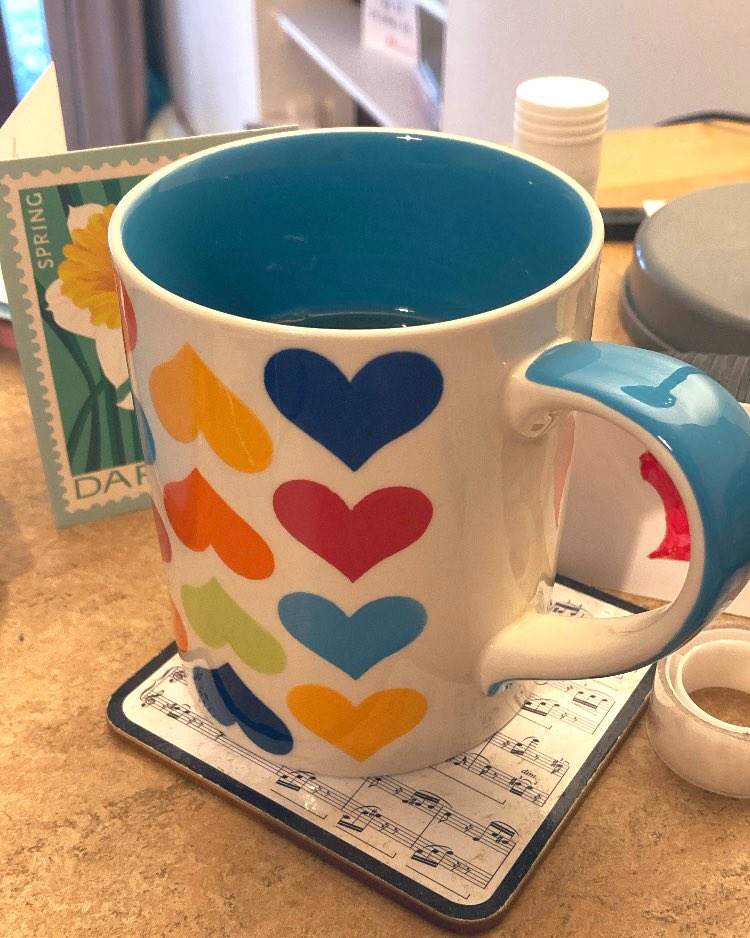 carol_j_jones's tweet image. In the next three weeks I am presenting at two conferences, two trips abroad and am moving house for the first of two times this year. I’m going to need more tea 💪 #PowerThrough