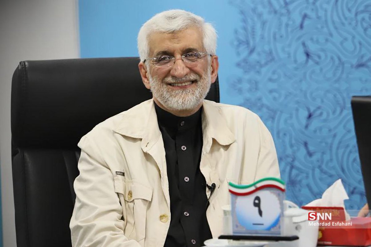 SadeghMerdosi's tweet photo. حسرت بعد از عمل نکردن بی فایده است

بزرگ تر هایشان در میدان بودن و هستن
بزرگترهایمان به میدان بیایید

یک هفته با انرژی
صبح امید نزدیک است

#دکتر_سعید_جلیلی https://t.co/KO4GiH9uvb