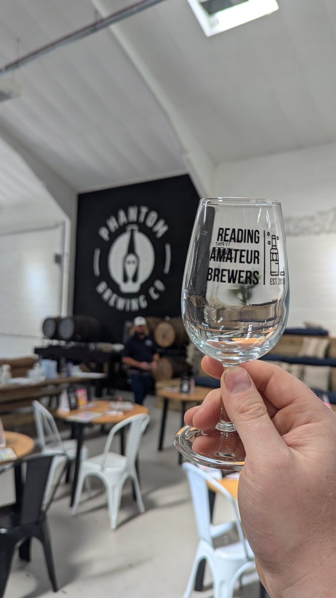 rcads's tweet image. Judging sours in the sun today - here we go!

@RdgAmBrewers @PhantomBrewCo