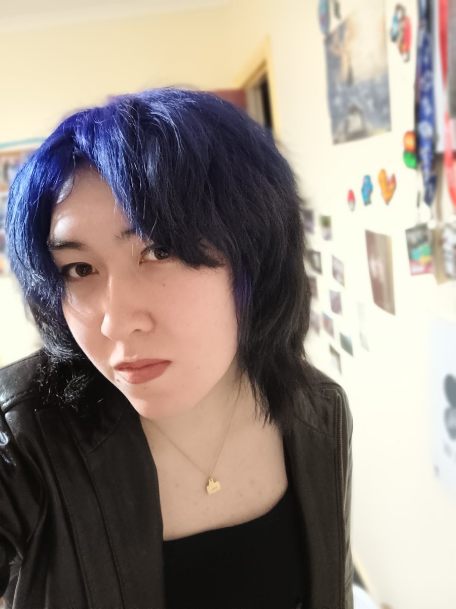 violet is feeling cute send tweet