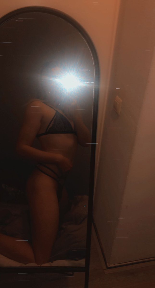 femboy_Trans_'s tweet photo. How’s this?
#nsfwtwt #nsfwcontent #nsfw #horny #bottom #trans #ass #transNSFW #DutchTrans #DutchGay #Gay #Femboy #nsfwgay #nsfwacc #nude #shakeass #dick #jerking #gayass #ass #pov #bussy #femboy #sissy https://t.co/qELHzZnzv9