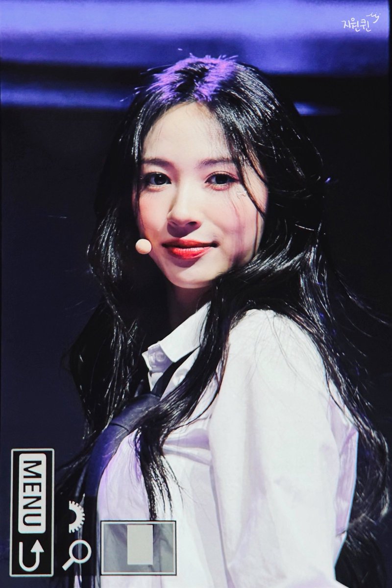 charmant_jiwon's tweet photo. 240629 프리뷰

#체리블렛 #CherryBullet 
#지원 #JIWON
#허지원 #HUHJIWON https://t.co/n5UZCmvtKs