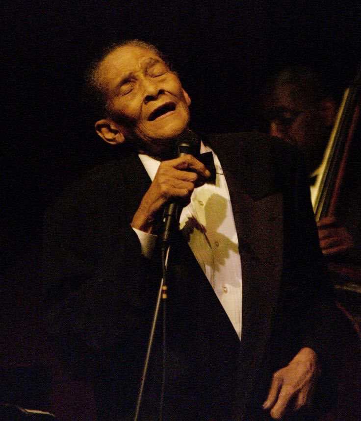 RXtZNdeTf2brS34's tweet photo. #好きな曲を貼って寝る
#JimmyScott
気がつけばもうすぐ七月🎋なんだね😓🍉🏝
おやすみなさいませ😴💤
Jimmy Scott - Every Time We Say Goodbye
🎧 https://t.co/38HkmdMjtR https://t.co/My7qU0vi95