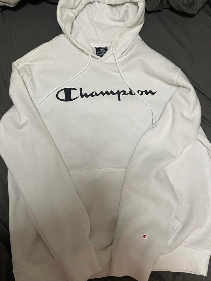 purplewite2's tweet photo. 🌷 ส่งต่อ champion 💯 🌷 
  
• price : ตัวละ 1,390 (รวมส่ง)

         💫 รับ2ตัวลดได้ + ส่งฟรี 💫

[ 📍: นัดรับกาญจนบุรี  ]

 #ส่งต่อเสื้อผ้า #ส่งต่อchampion #champion
#ส่งต่อเสื้อผ้ามือสอง #เสื้อผ้ามือสอง #ส่งต่อเสื้อผ้าแบรนด์ #ส่งต่อเสื้อผ้าแบรนด์ไอจี #ส่งต่อเสื้อผ้าไอจี https://t.co/DyG7RAY6Nc