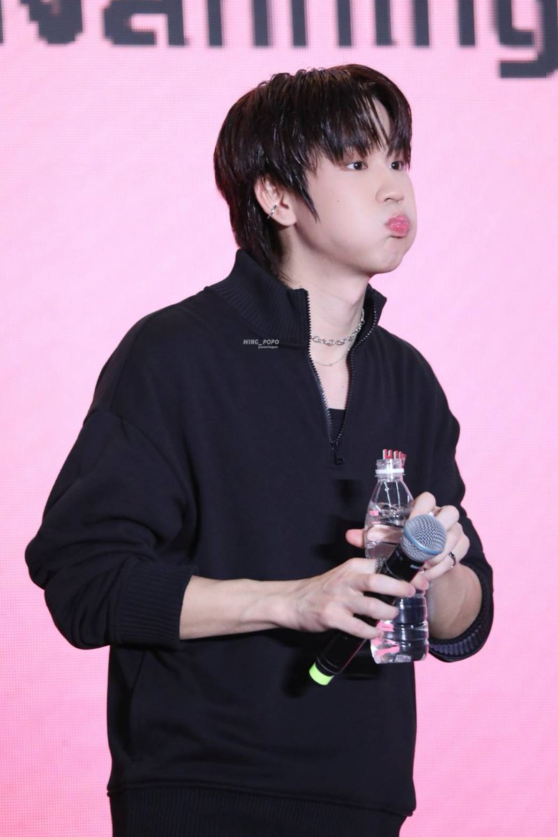 เนี่ยๆๆจะเท่ห์ยังไงเปาเปาลูกเอยยดูแจ้ม🤭
#premmarkxingdongnanningconcert