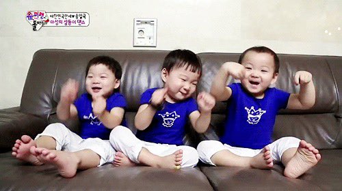yeyeskii's tweet photo. daehan minguk manse’s online aunties and uncles let’s gather here we’re old already https://t.co/m9KiCb1Qgr