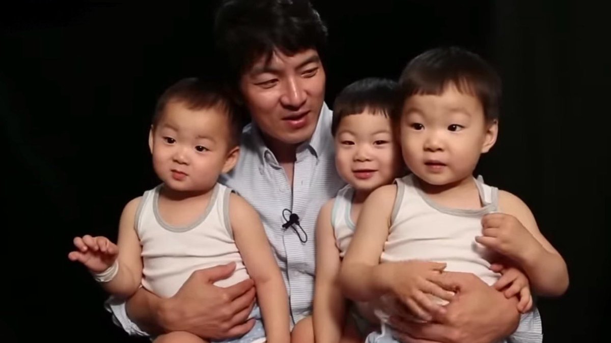 yeyeskii's tweet photo. daehan minguk manse’s online aunties and uncles let’s gather here we’re old already https://t.co/m9KiCb1Qgr