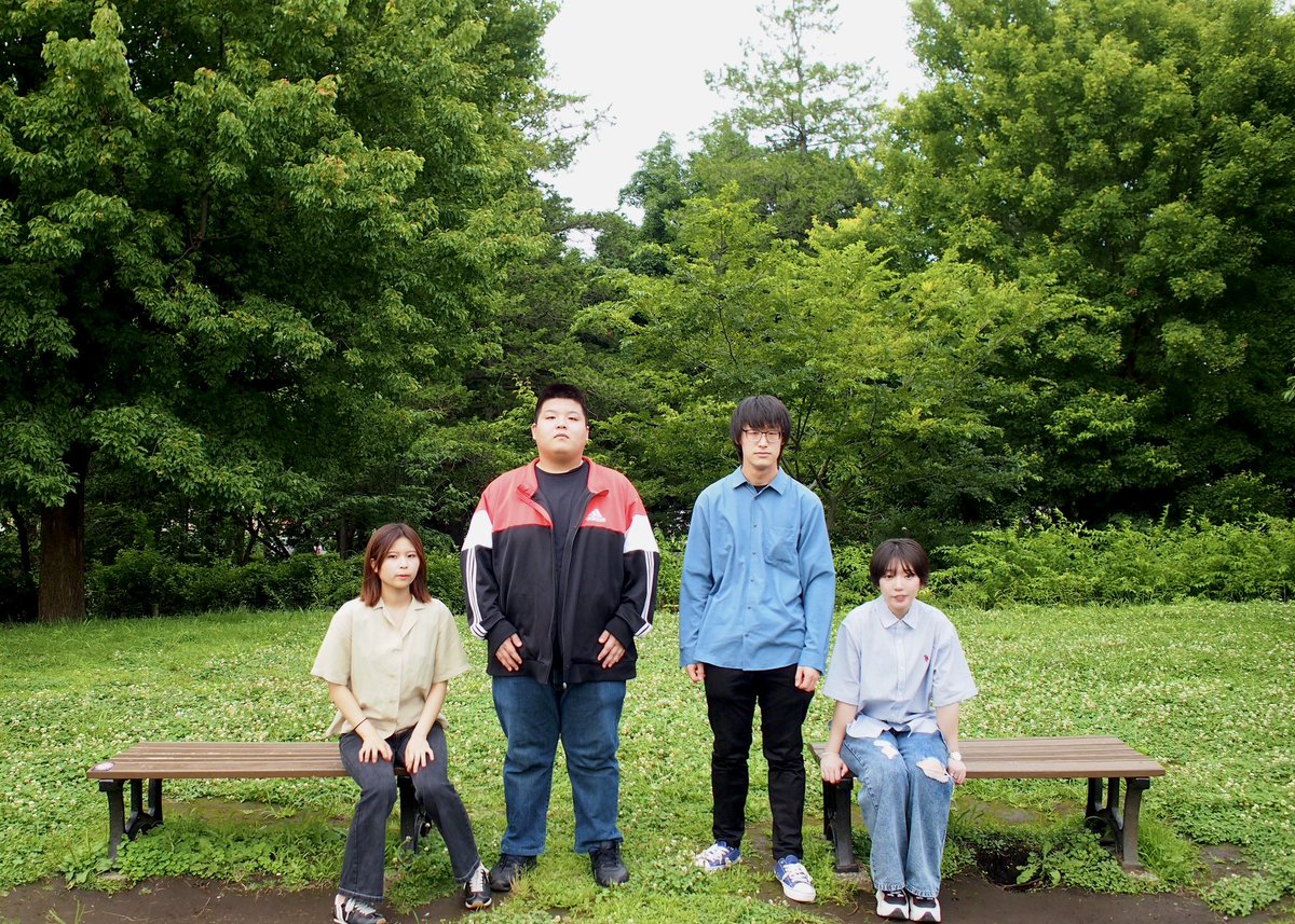 yoyogi_decoco's tweet image. 【新アー写公開🆕】

新体制に伴い
新しいアーティスト写真を公開📷

bassist:花奈
drummer:心晴(もっさん)

今後ともヨヨギデココをよろしくお願いします！