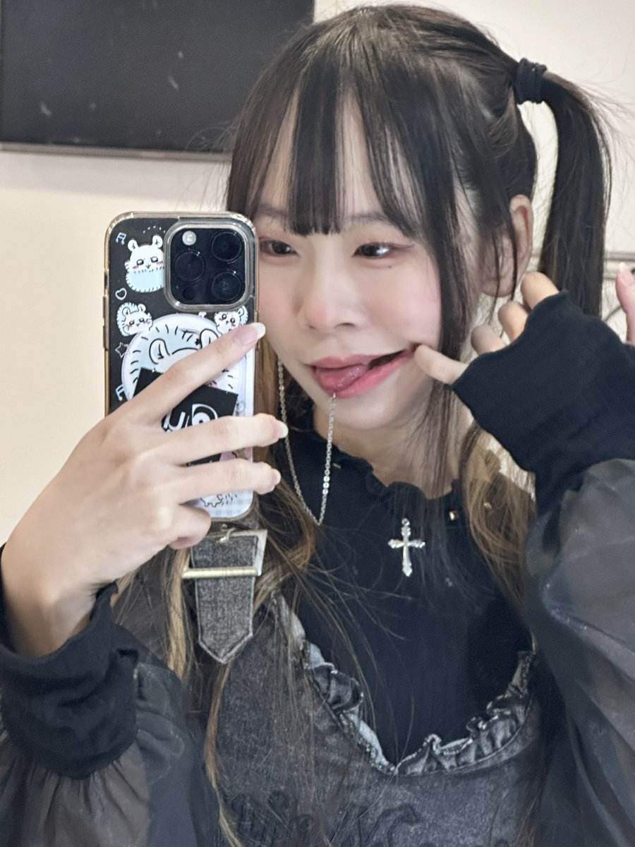 li_gentirover's tweet photo. 最喜歡的衣服 https://t.co/zthjvOgPXf