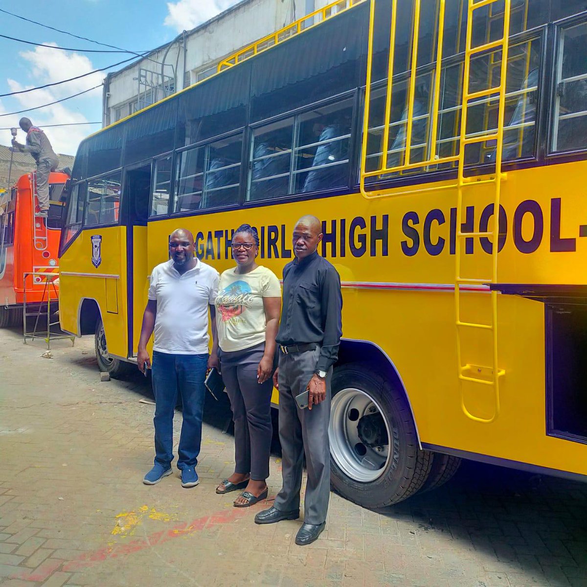 LOADING ... 🚌 The addition of a new school bus for Mbagathi Girls High School, made possible through the Kibra NGCDF. 

This bus will greatly improve transportation and support their educational journey. Girl Child Oye!! 

#education #NGCDF #Kibera #Kibra