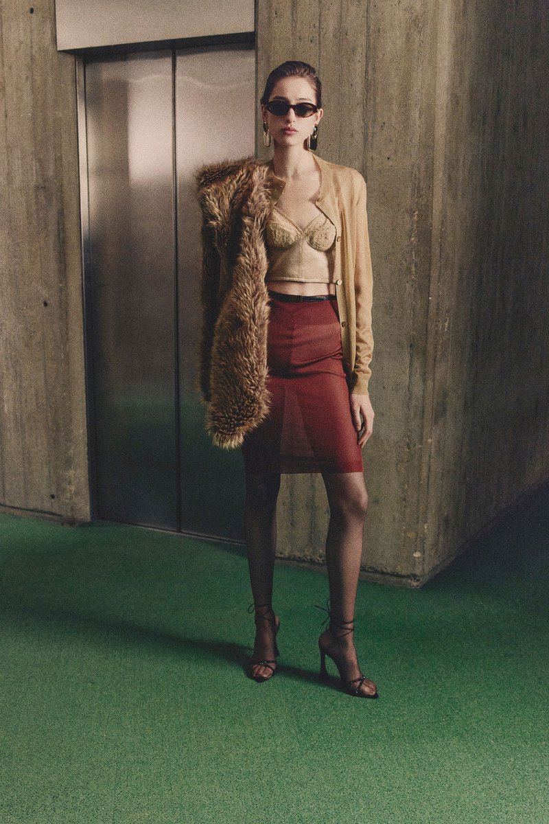 kendam_com's tweet image. Saint Laurent Pre-Fall 2024 collection lookbook kendam.com/news/lookbooks…

#SaintLaurent #PreFall2024 #Lookbooks #Fashion #Kendam