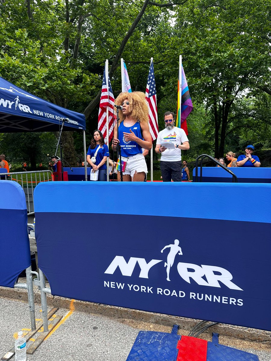 LPeynado's tweet photo. Ready to serve in the largest Pride Run in the world! #LoveIsLove @CSARunsAs1 @nyrr #happyrunners #runforlife https://t.co/W2BdhxKspc