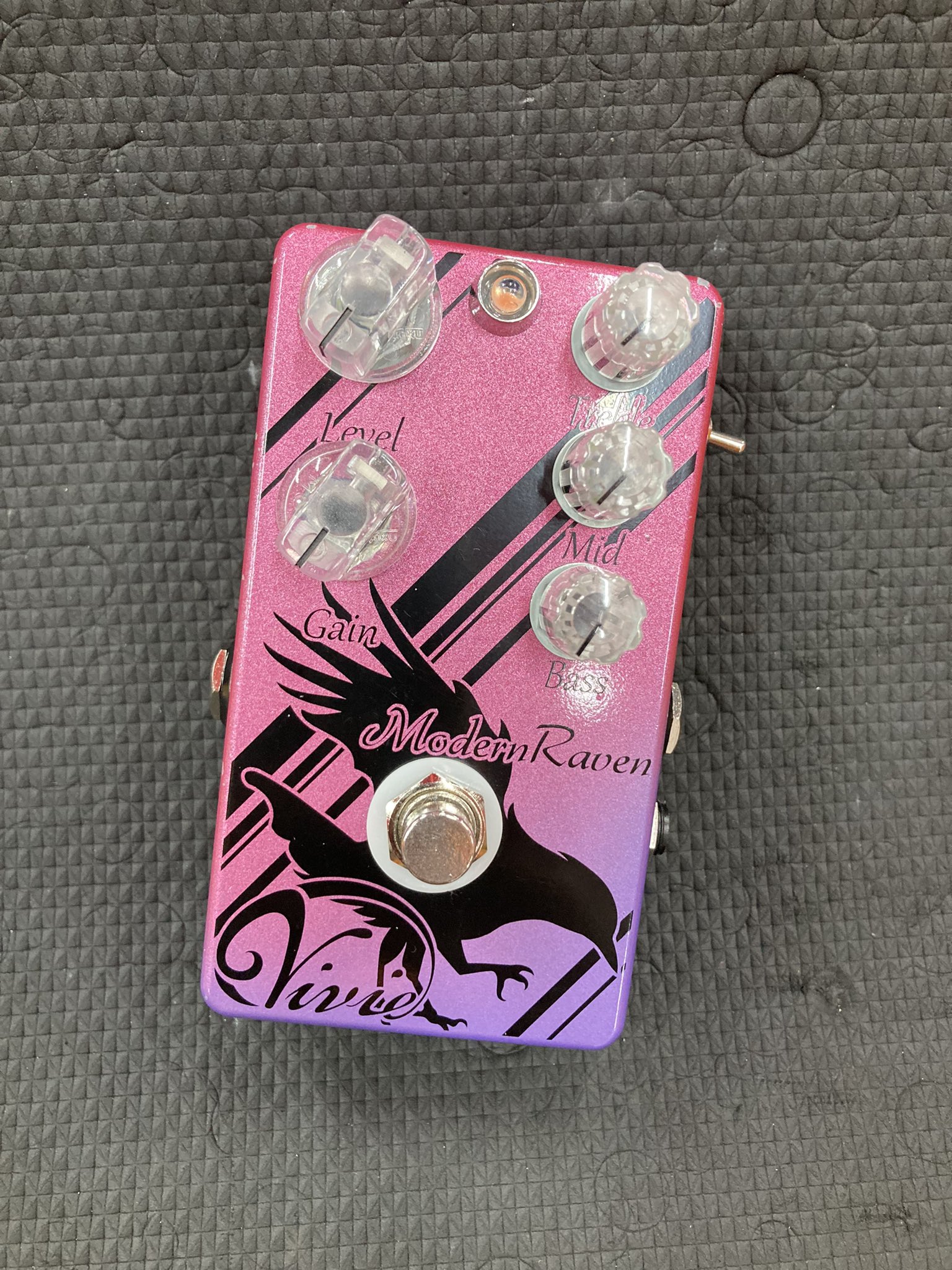 vivie ModernRaven エフェクター Vivie Modern Raven - ハイゲイン時に