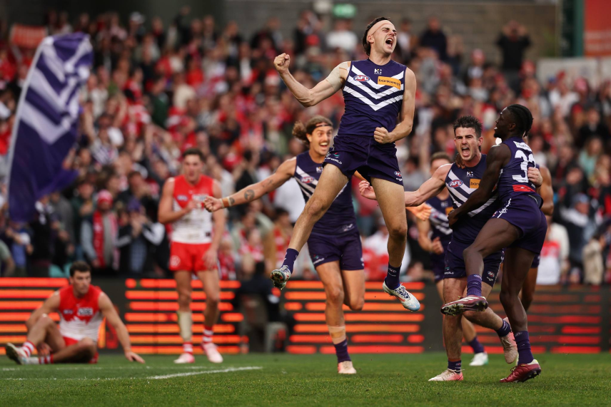 MrRidelicious's tweet photo. a thriller at @scg. 

freo is too good over the swans, more I like it. https://t.co/mnS0IZGSIA