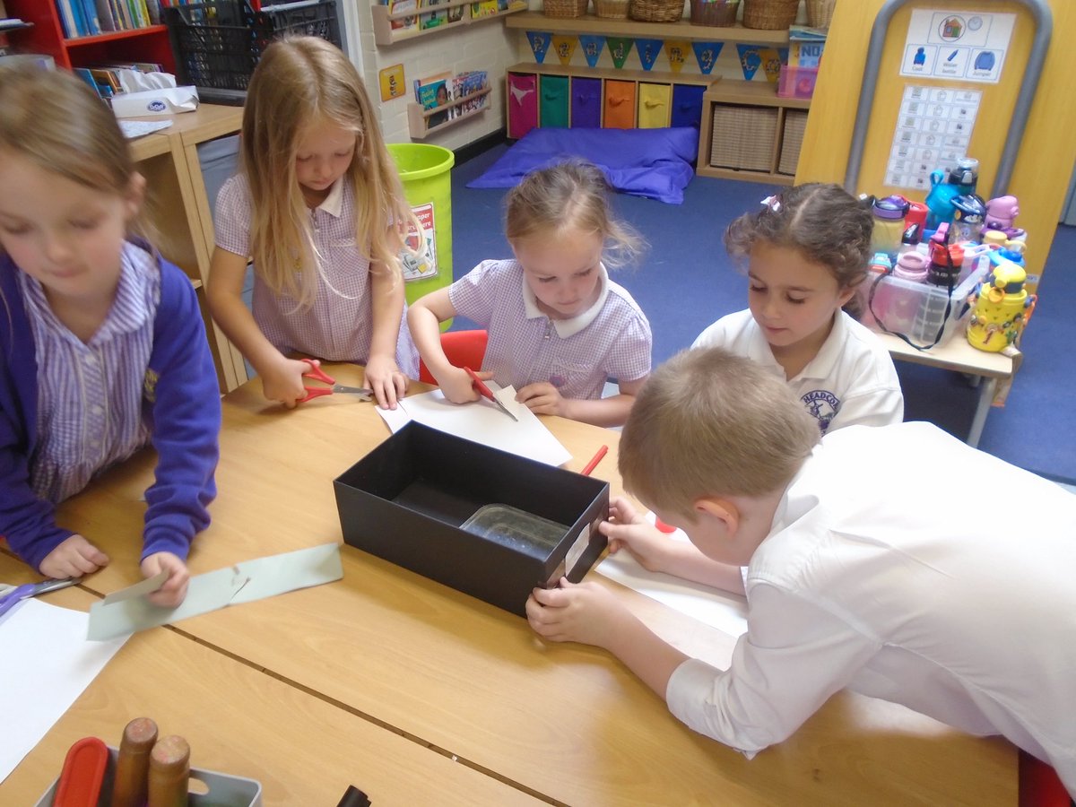 HeadcornPrimary's tweet photo. DLD mouse enjoyed visiting Cheetah Class in EYFS this week. The children created a plush new home for him to frequent during his stay. Move over @Airbnb #developmentallanguagedelay #DLDMOUSE https://t.co/HOrhkFUQxn