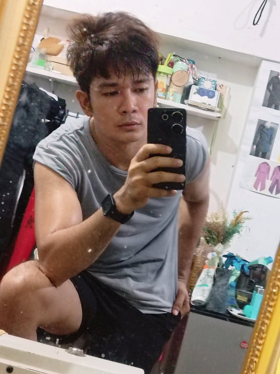 renderclight's tweet image. After workout of buhat-buhat
#forhealth #workout #selfie