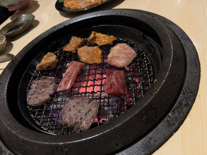 焼いた肉うめーー！ https://t.co/WAR7oeKpNU<a href="/tag/%E6%A1%9C%E9%80%A2%E7%A5%AD"class="tags"><span>#桜逢祭</span></a><a href="/tag/dualstack"class="tags"><span>#dualstack</span></a>