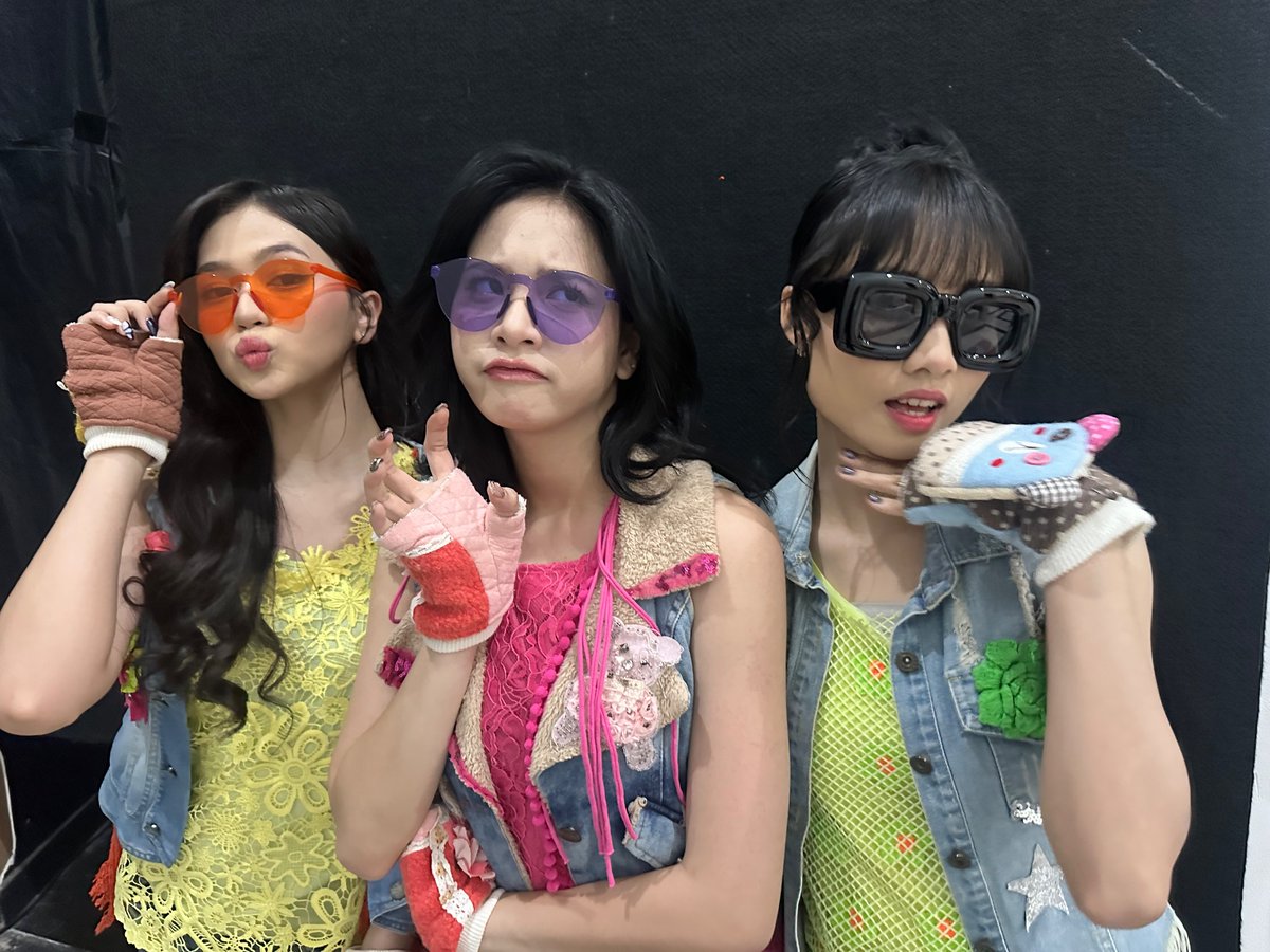 I_KathrinaJKT48's tweet photo. 😎 https://t.co/tepeRb9YDi