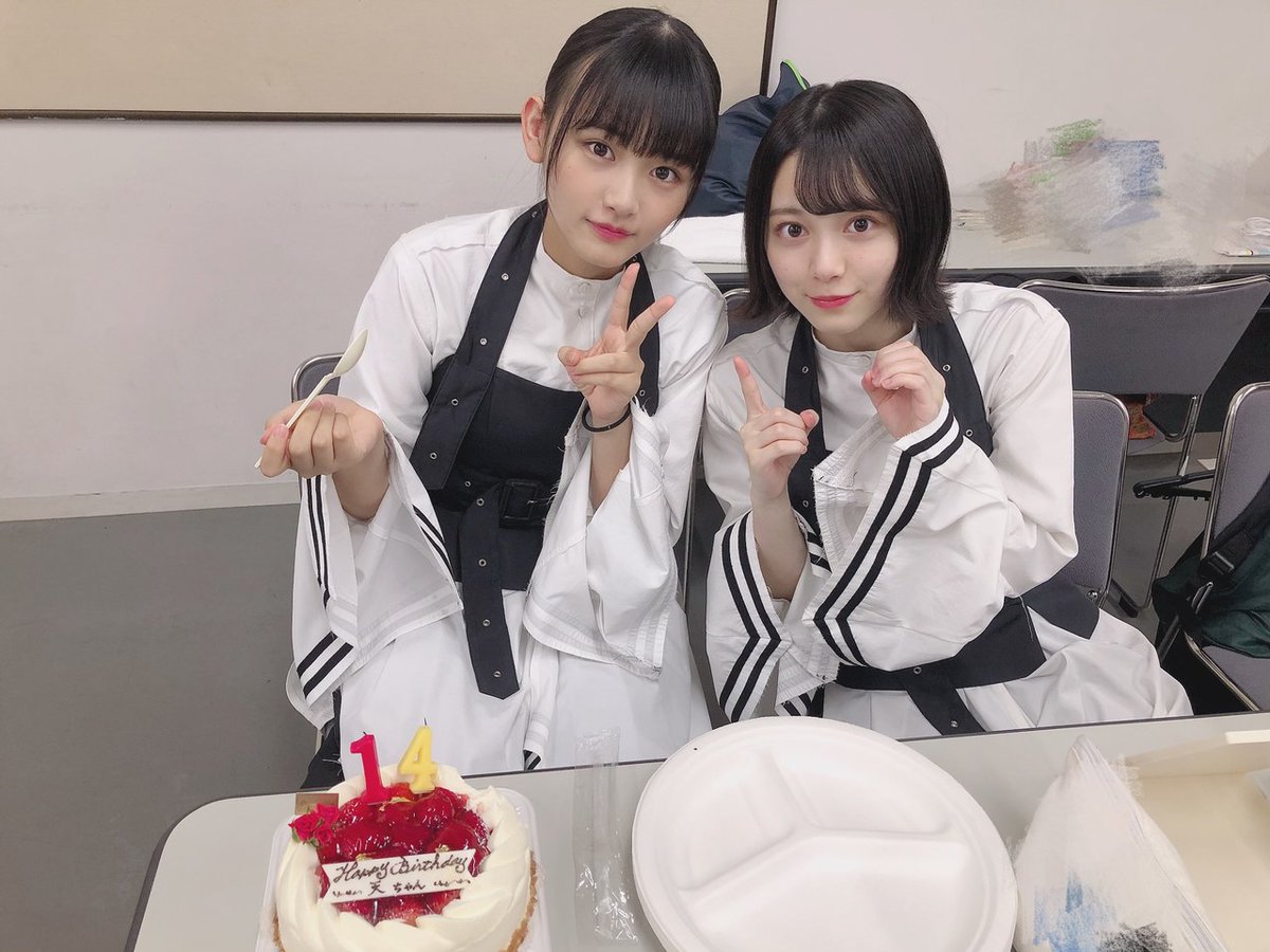 tenrun_Archive's tweet photo. Tenrun #GoOnBack
#hikarublog [2019.9.30]&amp;[2019.8.12]

#森田ひかる #山﨑天 #櫻坂46 #るんてん https://t.co/FLmtlHX5E3