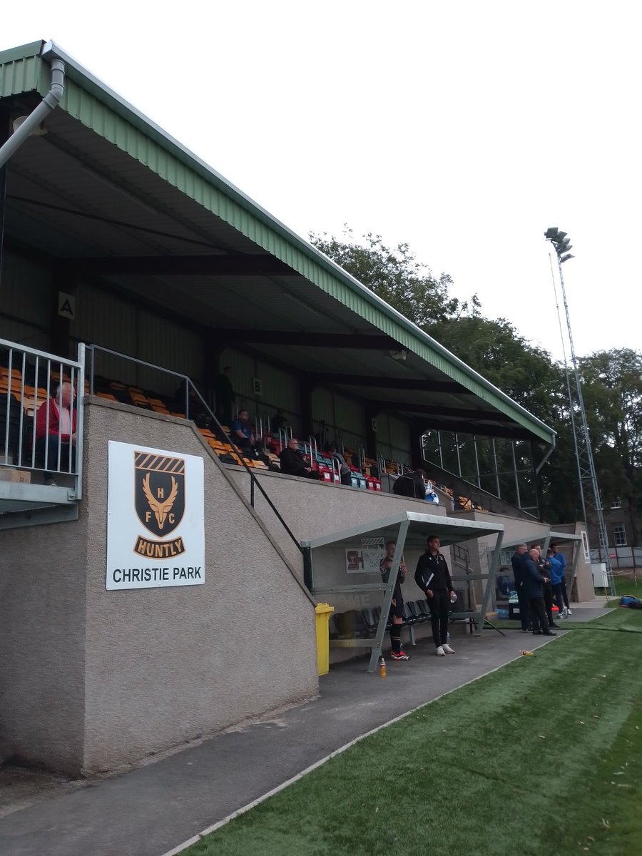 RayGroundhopper's tweet photo. SAF was at another good Highland League Ground Christie Park for Huntly 0 St Johnstone 2. £10 admission with a crowd of 350+ https://t.co/Wj2jVarFO1